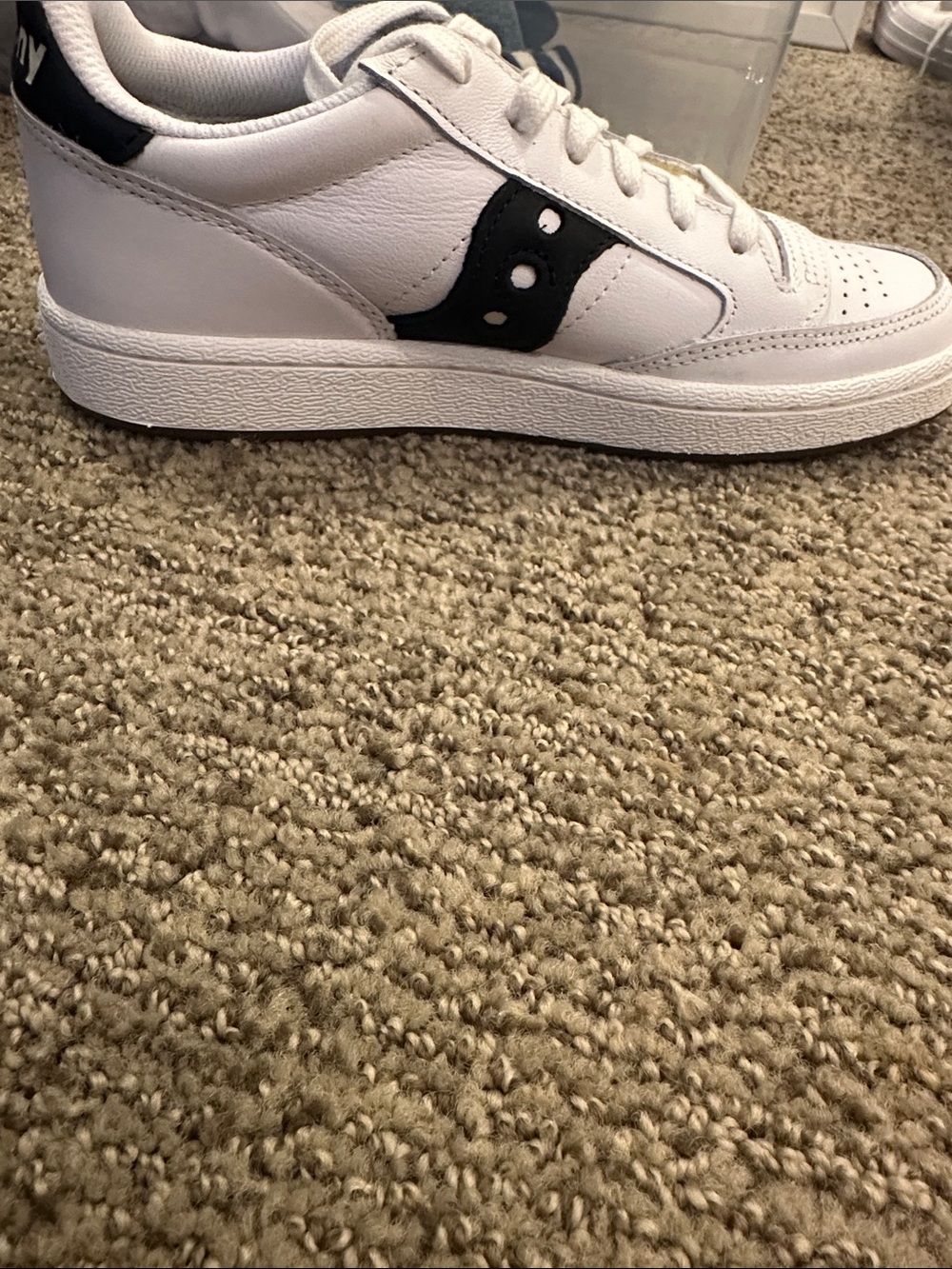 Saucony White and Black Leather Low-Top Sneakers